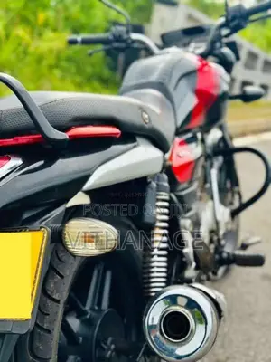 Bajaj V15 2016 Motorbike (Used)
