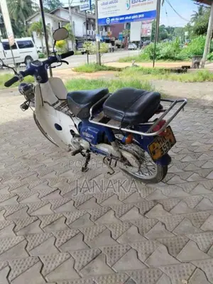 Honda Super Cub 50 2000 Motorbike (Used)