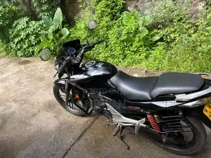 Hero-Honda CBZ Xtreme 2011 Motorbike (Used)