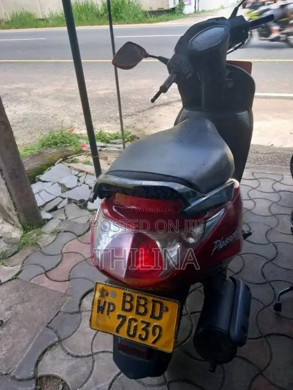 Hero Pleasure 2015 Motorbike (Used)