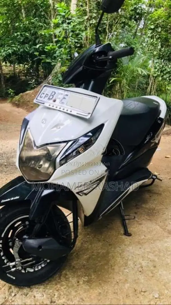 Honda Dio 2017 Motorbike (Used)