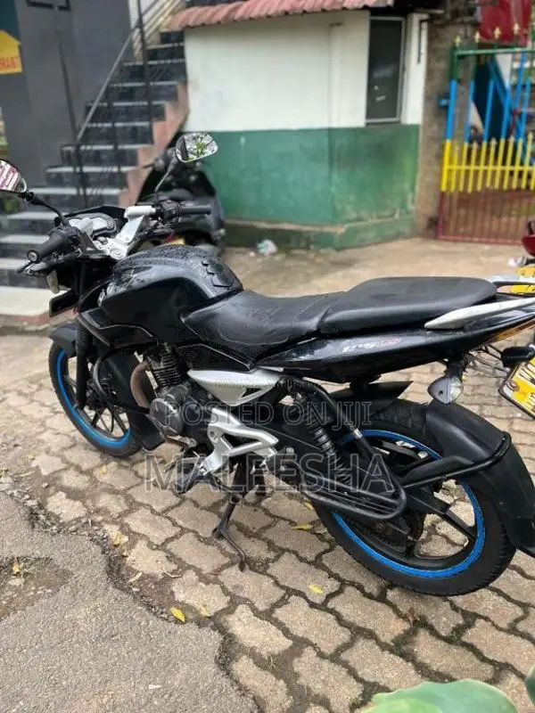Bajaj Pulsar 2011 Motorbike (Used)