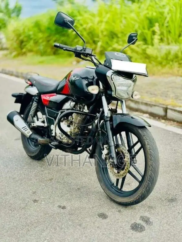 Bajaj V15 2016 Motorbike (Used)