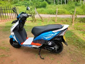 Honda Dio 2015 Motorbike (Used)