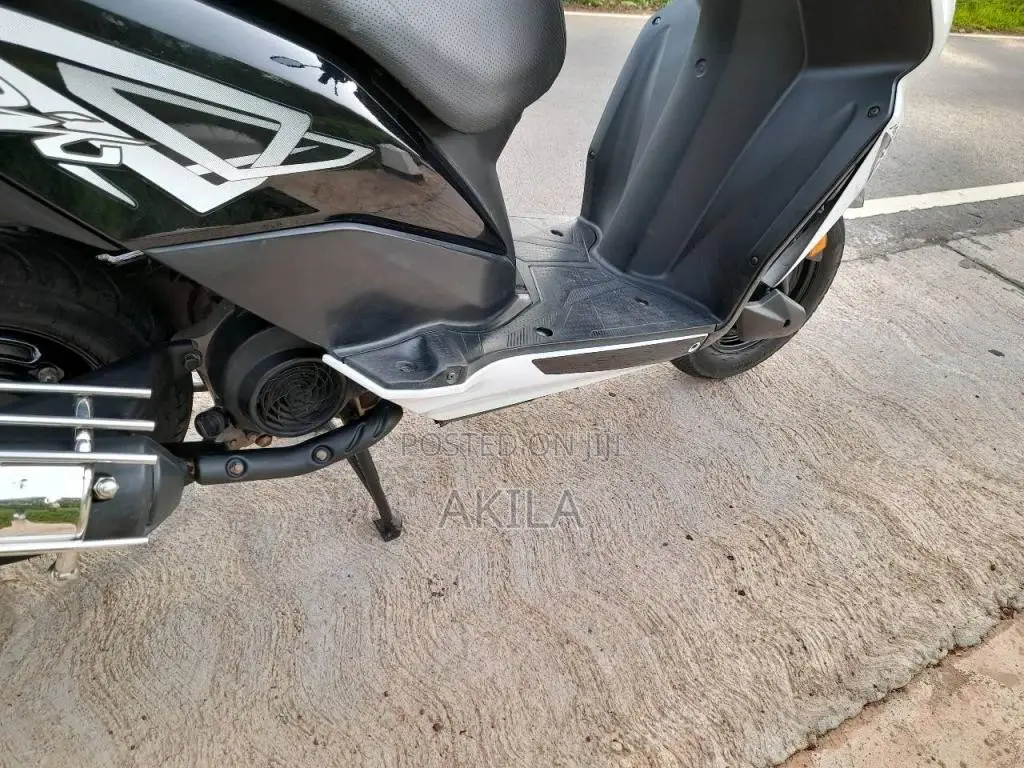 Honda Dio 2016 Motorbike (Used)