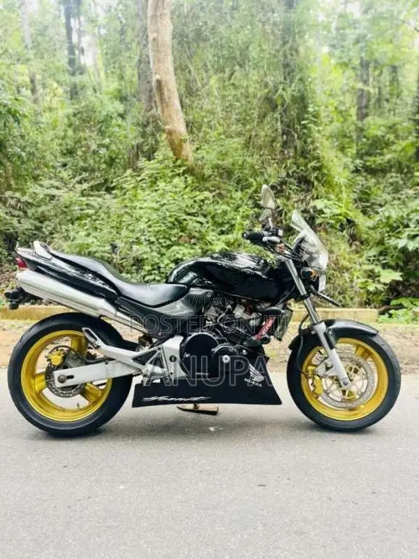 Honda Hornet 2010 Motorbike (Used)