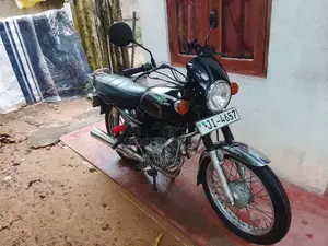 Bajaj Boxer 1997 Motorbike (Used)