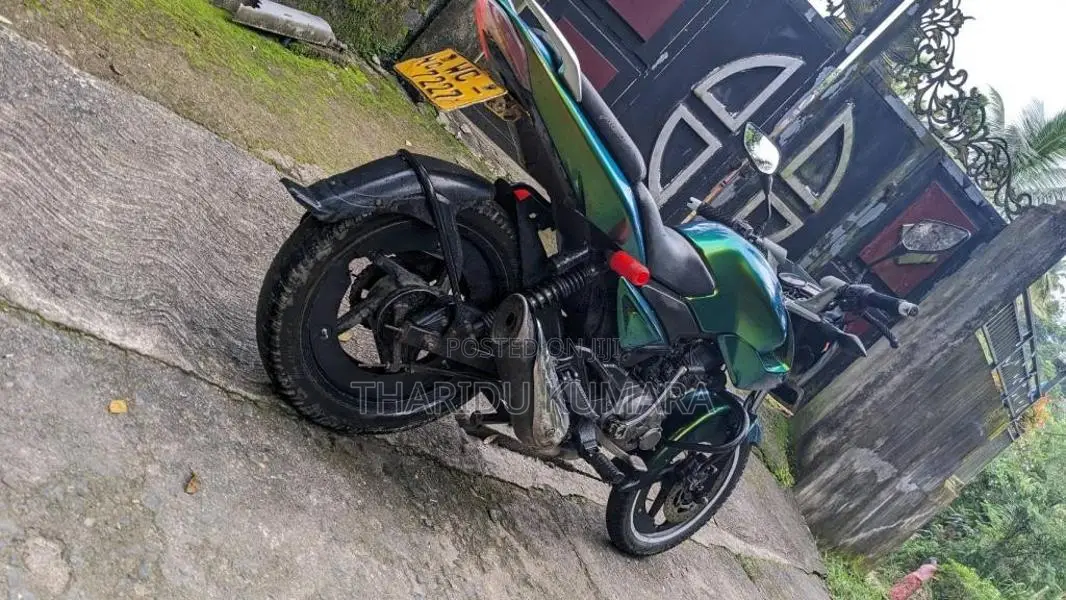 Bajaj Pulsar 2011 Motorbike (Used)