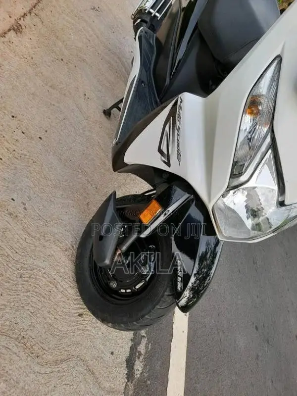 Honda Dio 2016 Motorbike (Used)