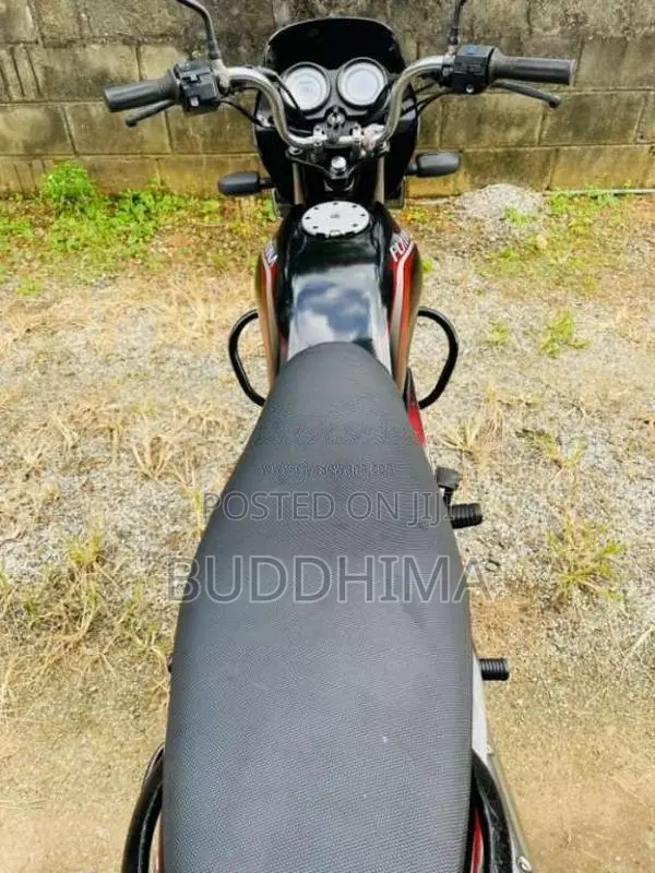 Bajaj Platina 125 2010 Motorbike (Used)