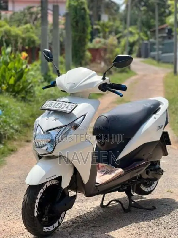 Honda Dio 2013 Motorbike (Used)