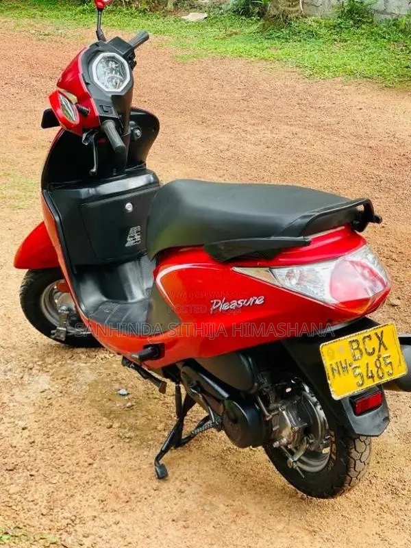 Hero Pleasure 2015 Motorbike (Used)