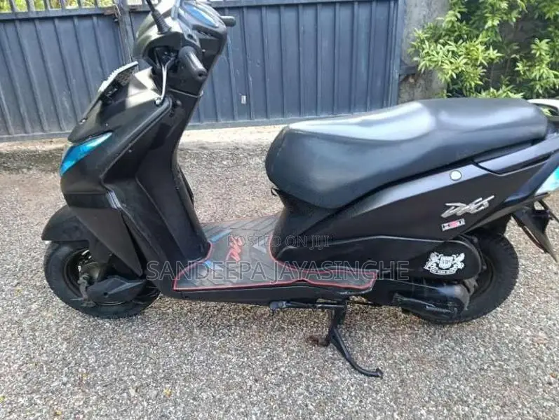 Honda Dio 2014 Motorbike (Used)