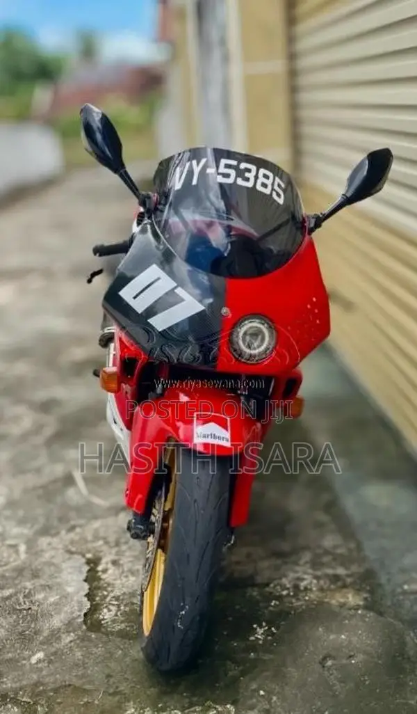 Honda CBR 2007 Motorbike (Used)