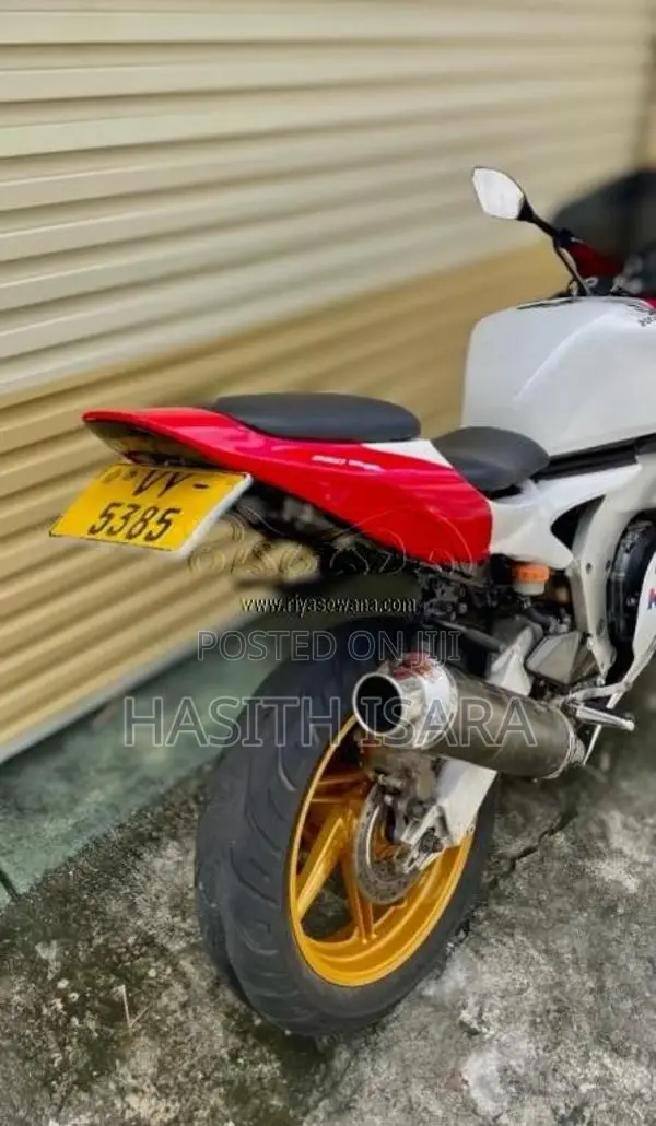 Honda CBR 2007 Motorbike (Used)