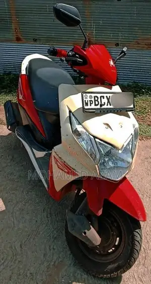 Honda Dio 2015 Motorbike (Used)