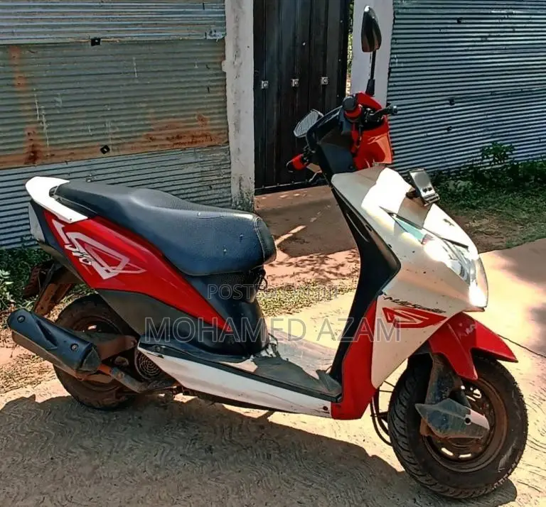 Honda Dio 2015 Motorbike (Used)
