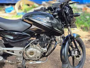 Bajaj Pulsar 150 2015 Motorbike (Used)