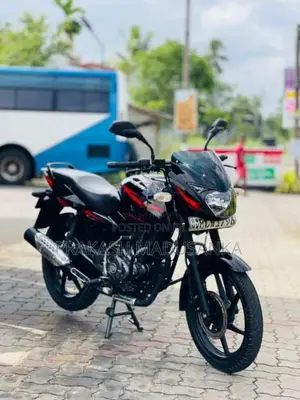 Bajaj Pulsar 150 2015 Motorbike (Used)