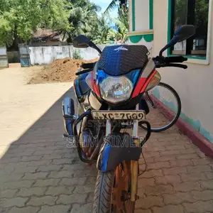 Hero-Honda CBZ 2011 Motorbike (Used)
