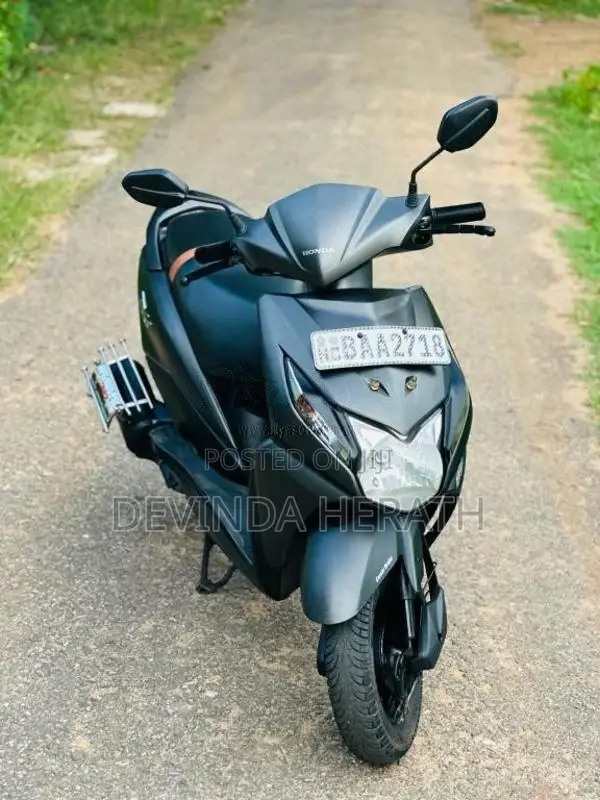 Honda Dio 2013 Motorbike (Used)