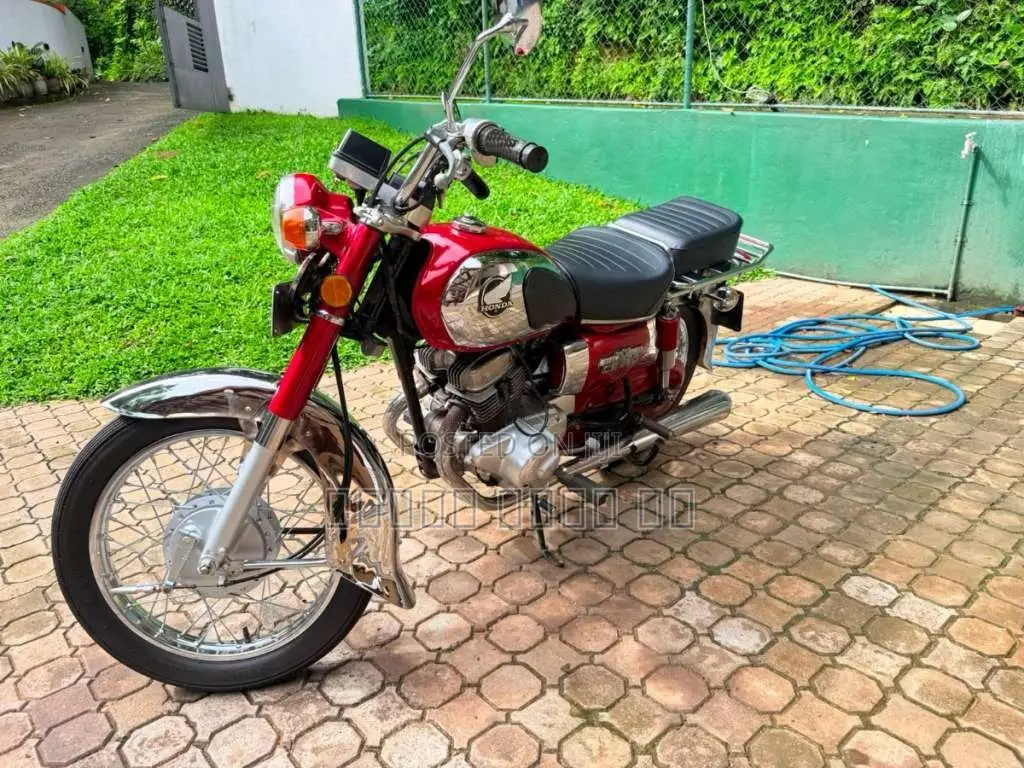 Honda ROADMASTER CD200 1981 Motorbike Brand New