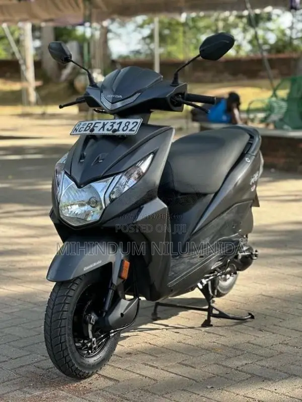 Honda Dio 2017 Motorbike (Used)
