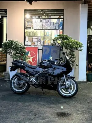 Suzuki Gsx 250f 2008 Motorbike (Used)