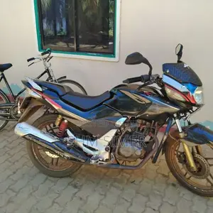 Hero-Honda CBZ 2011 Motorbike (Used)