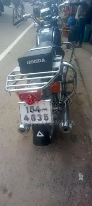 Honda CD125 2000 Motorbike (Used)
