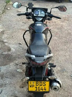 Hero CBZ 2015 Motorbike (Used)