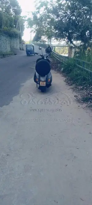 Bajaj Chetak 1997 Motorbike (Used)