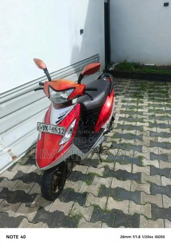 TVS Scooty Streak 2010 Motorbike (Used)