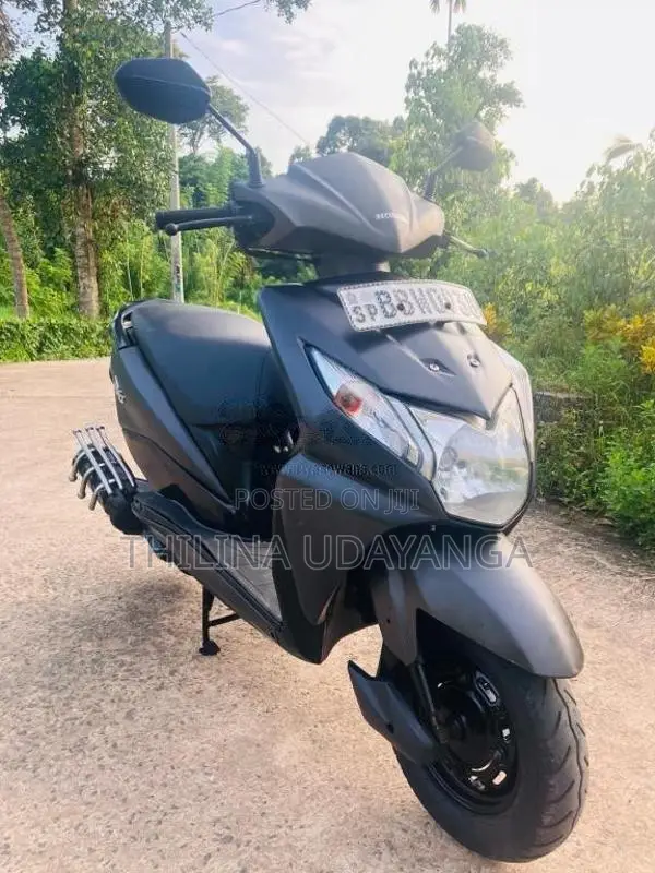 Honda Dio 2014 Motorbike (Used)