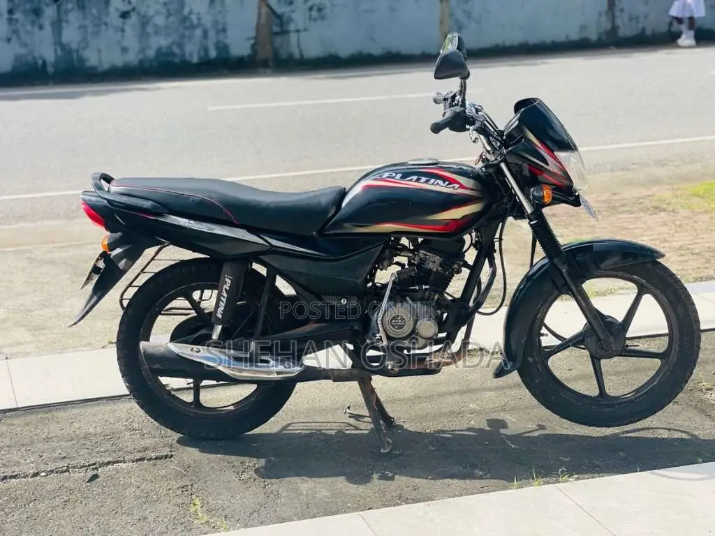 Bajaj Platina 2015 Motorbike (Used)