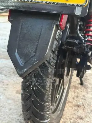 Hero CBZ 2015 Motorbike (Used)