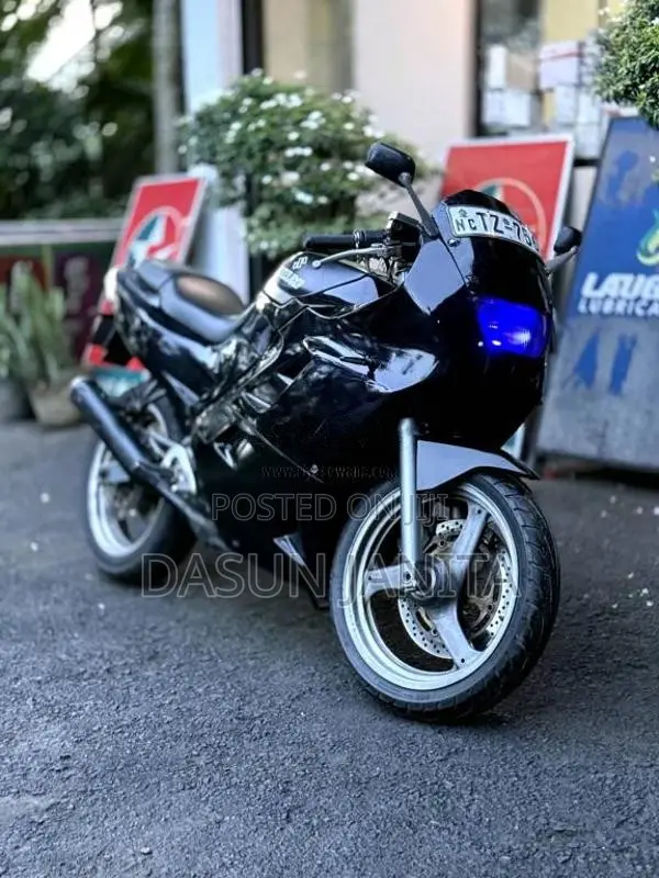 Suzuki Gsx 250f 2008 Motorbike (Used)