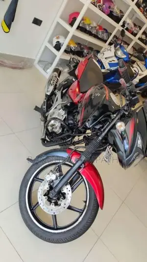 Bajaj Pulsar 2015 motorcycle (Used)
