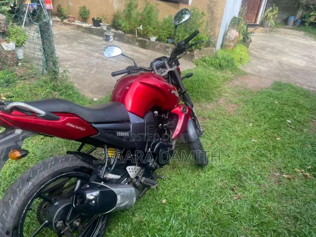 Yamaha FZ 2012 Motorbike (Used)