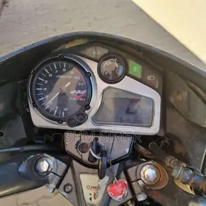 Hero-Honda CBZ 2011 Motorbike (Used)