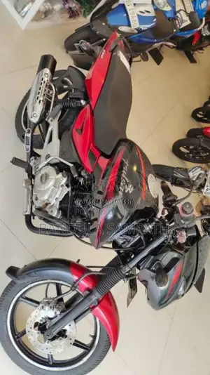Bajaj Pulsar 2015 motorcycle (Used)