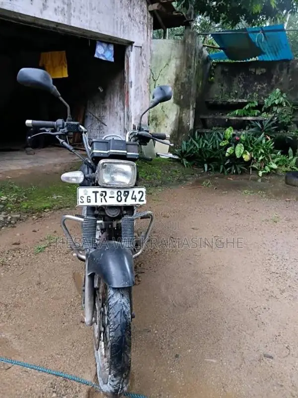 TVS Victor Glx 1997 Motorbike (Used)