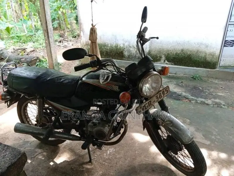 Bajaj Boxer 1998 Motorbike (Used)
