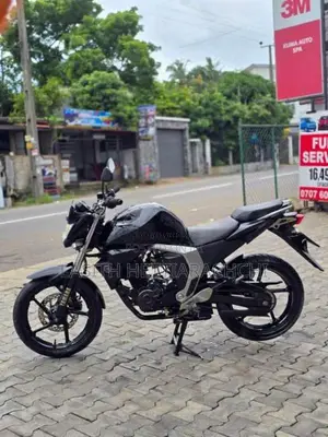 Yamaha FZ Version 2.0 2018 Motorbike (Used)