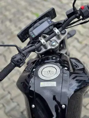 Yamaha FZ Version 2.0 2018 Motorbike (Used)