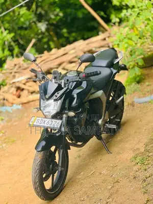 Yamaha Fz Version 2.0 2016 Motorbike (Used)