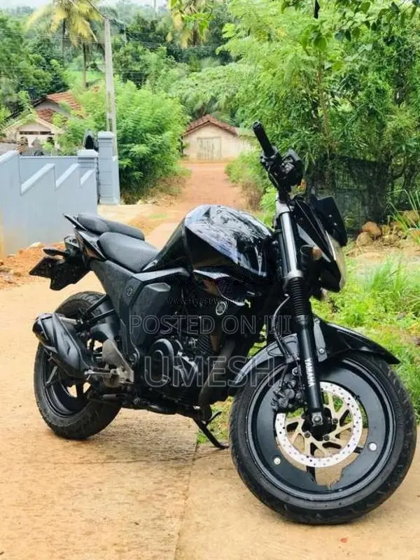 Yamaha FZ 2016 Motorbike (Used)