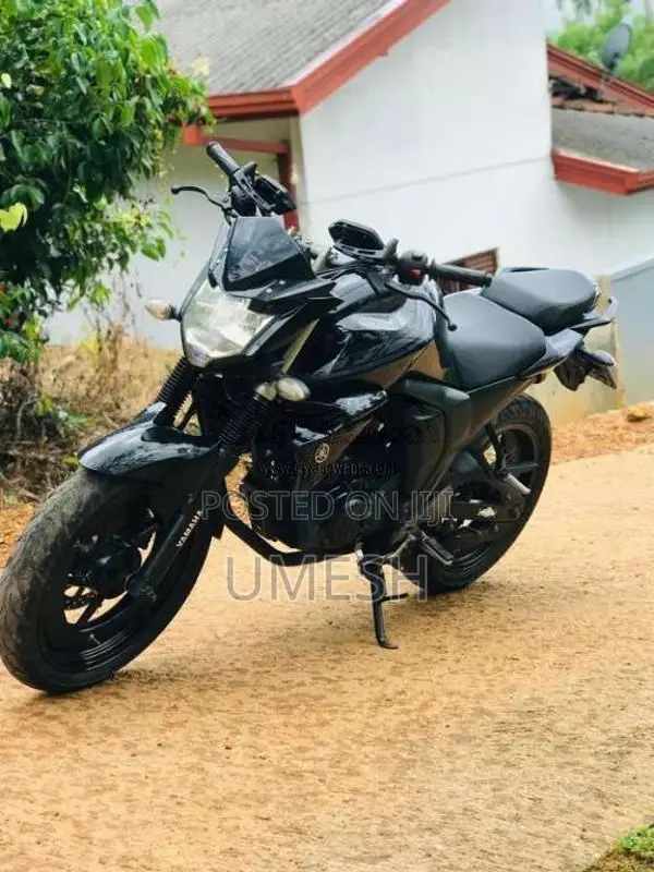 Yamaha FZ 2016 Motorbike (Used)