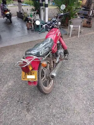 Honda CB 125 1994 Motorbike (Used)