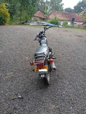 Honda CB 125 1993 Motorbike (Used)
